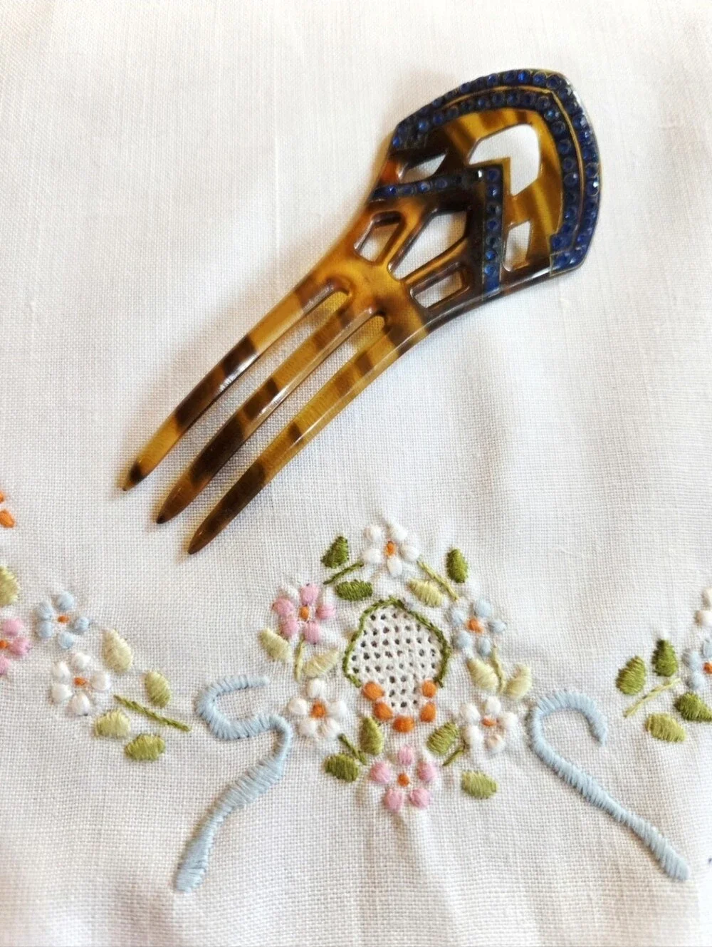 Vintage French Art Deco Celluloid Tortoise Blue Rhibestone Hair Comb